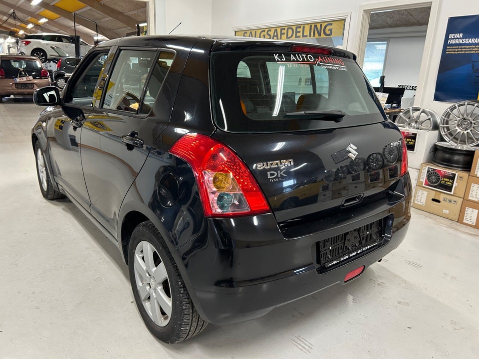 Suzuki Swift 1,3 GLS 5d