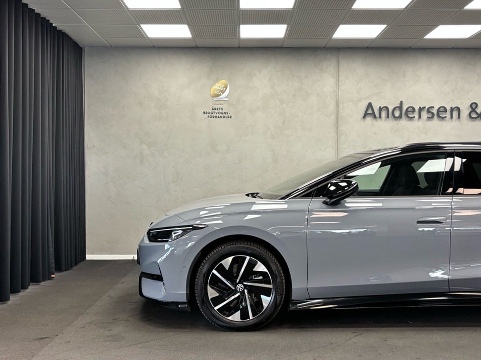 VW ID.7 77 Pro Tourer 5d