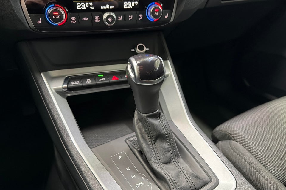 Audi Q3 45 TFSi e Attitude plus Sportback S-tr. 5d