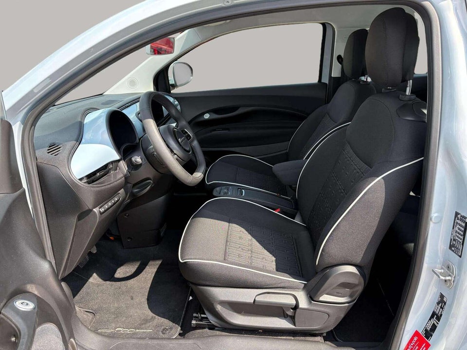 Fiat 500e 42 Icon 3d