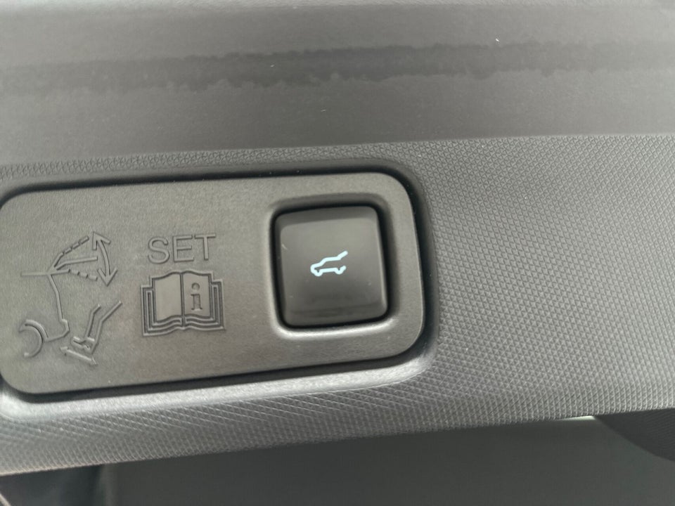 Ford Mustang Mach-E 75 Premium Standard Range 5d