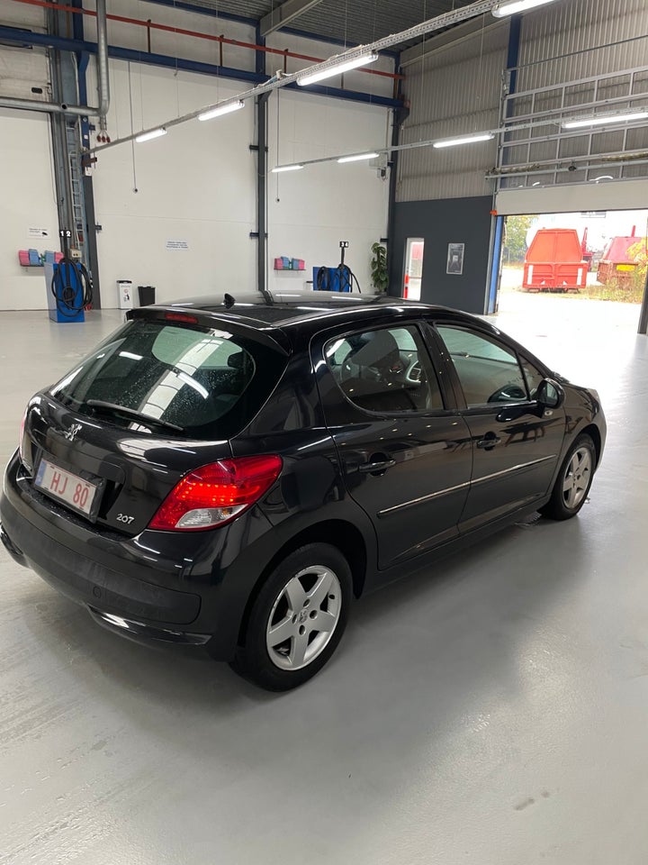 Peugeot 207 1,4 HDi 70 Comfort+ 5d