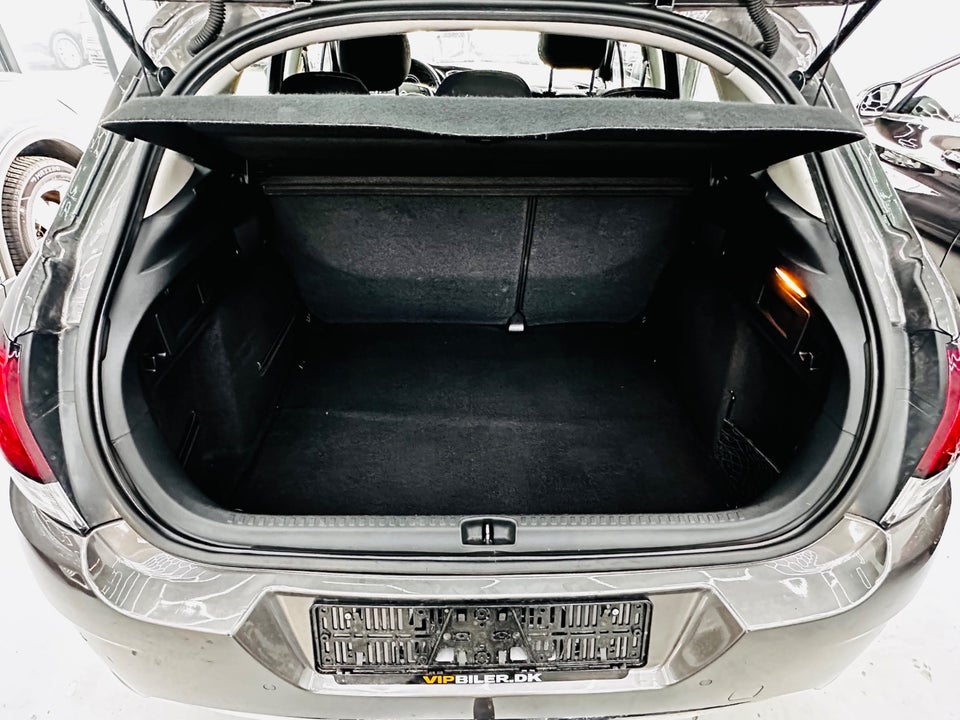 Citroën C4 1,6 BlueHDi 120 Feel 5d