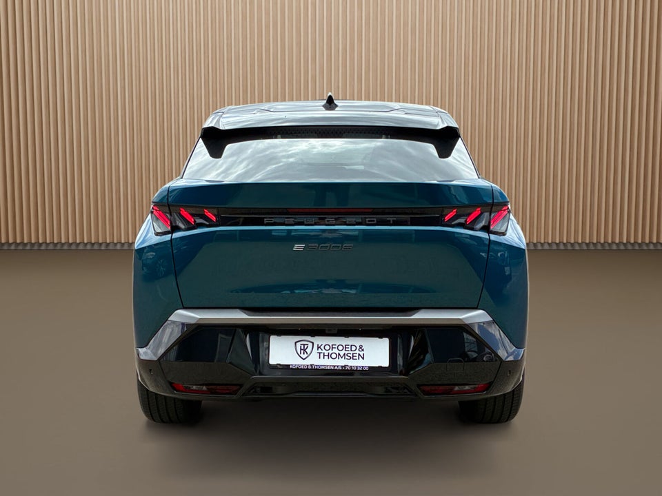 Peugeot e-3008 77 GT 5d