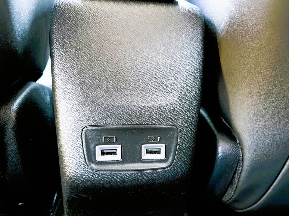 Peugeot 2008 1,2 PureTech 130 Active Limited EAT8 5d