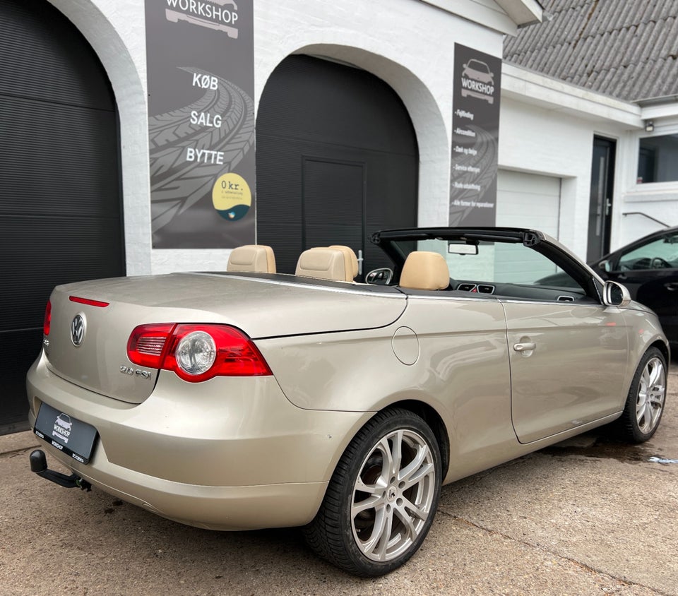 VW Eos 2,0 FSi 2d