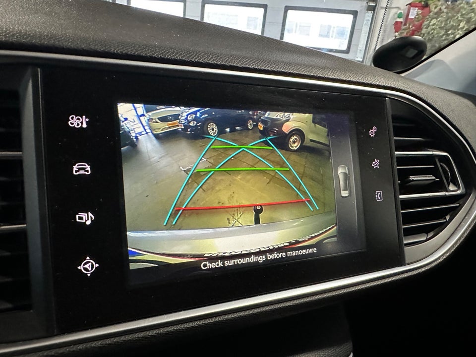 Peugeot 308 1,6 BlueHDi 120 Allure SW 5d