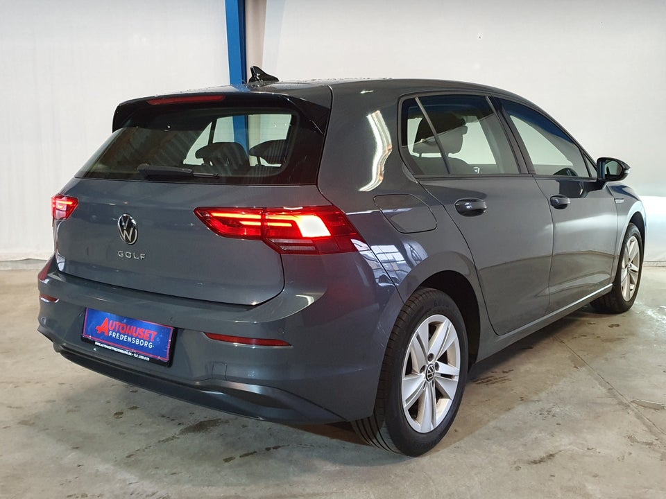 VW Golf VIII 1,5 TSi 130 Life 5d