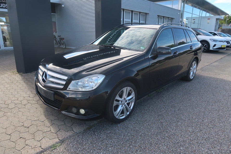 Mercedes C200 2,2 CDi Avantgarde stc. BE 5d