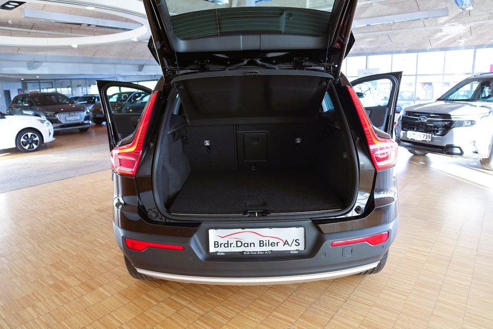 Volvo XC40 1,5 T4 ReCharge Inscription aut. 5d