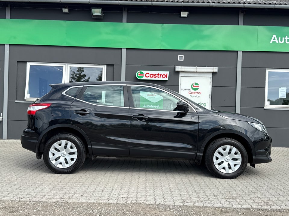 Nissan Qashqai 1,2 Dig-T 115 Acenta 5d