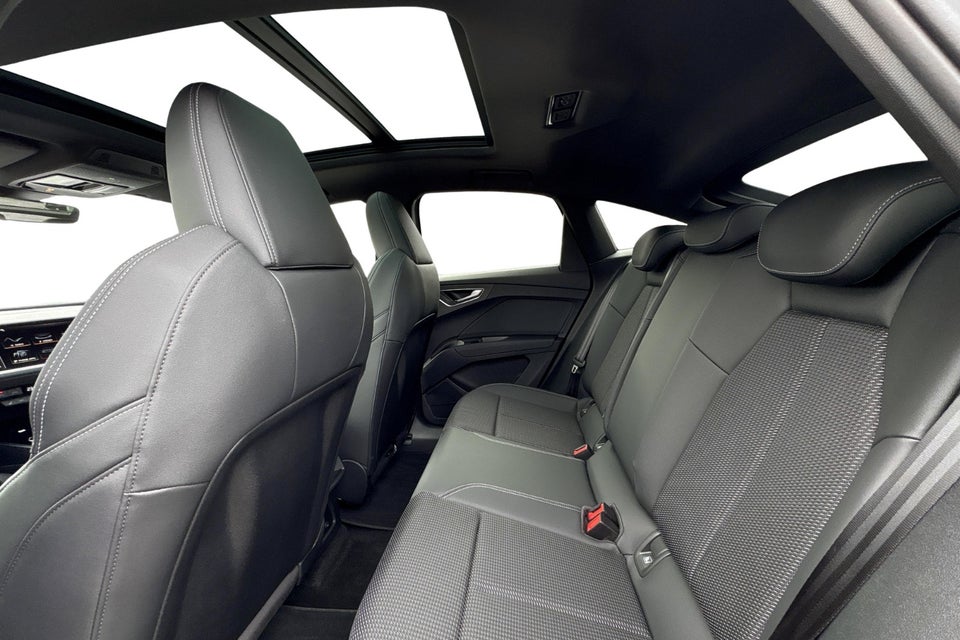 Audi Q4 e-tron 45 S-line Edition Sportback 5d