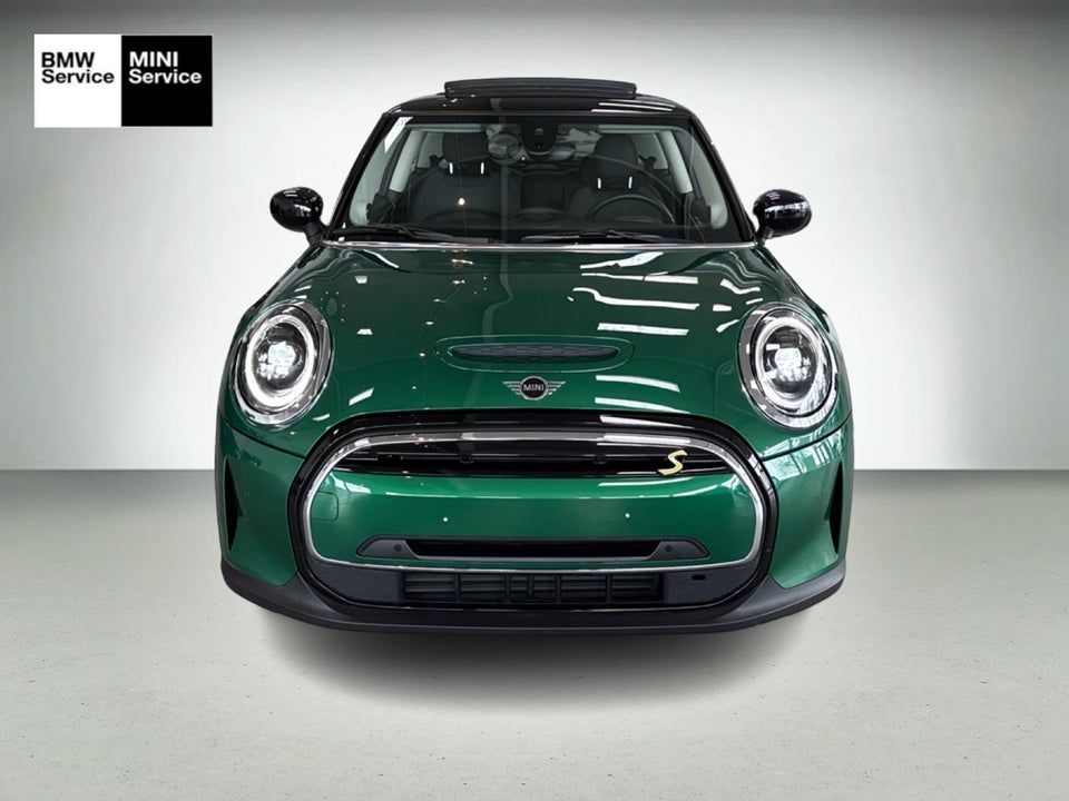 MINI Cooper SE Classic Trim 3d