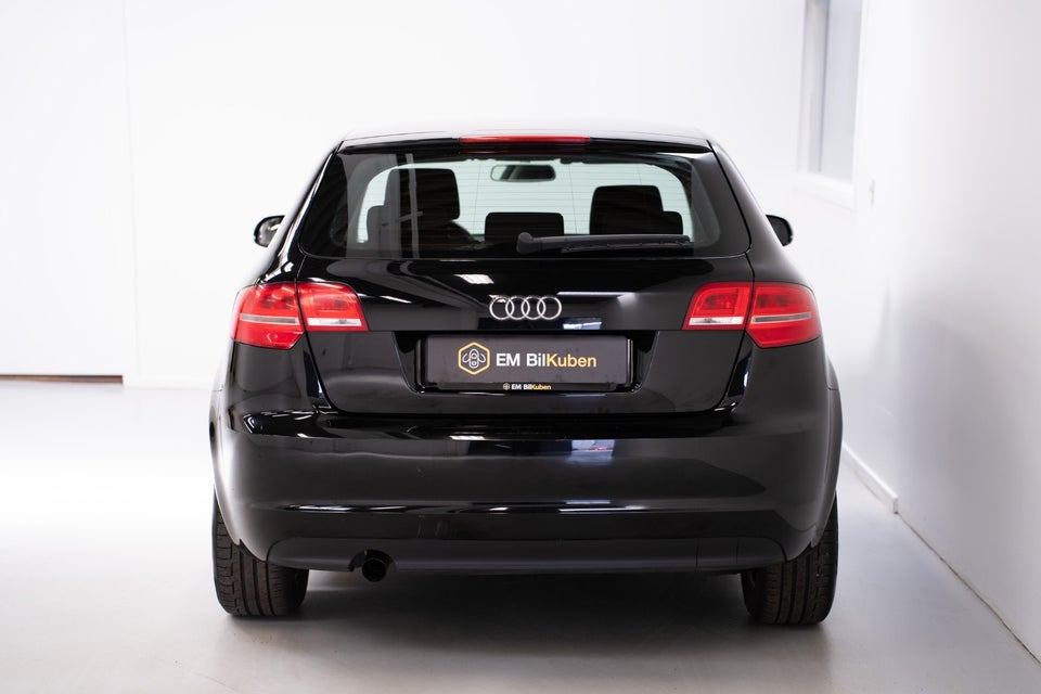 Audi A3 1,6 TDi Ambiente Sportback 5d