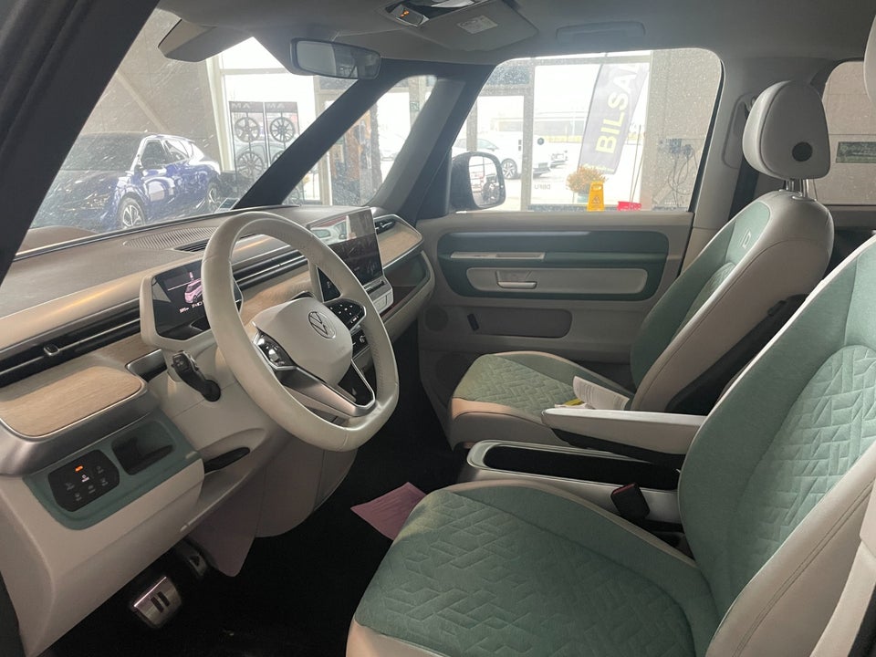 VW ID.Buzz 77 Pro Design SWB 5d