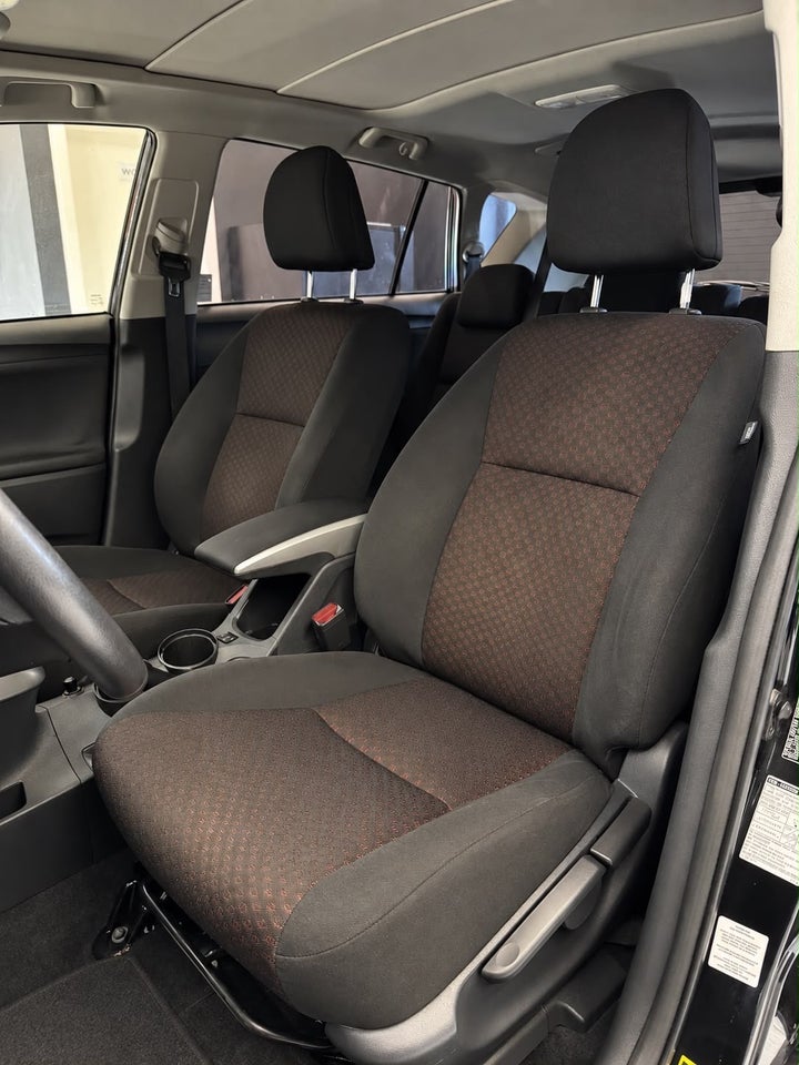 Toyota Verso 1,8 TX Skyview 7prs 5d