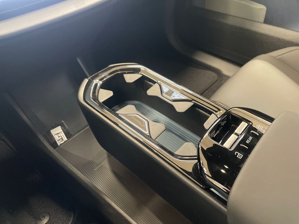 Volvo EX30 Extended Range Core 5d