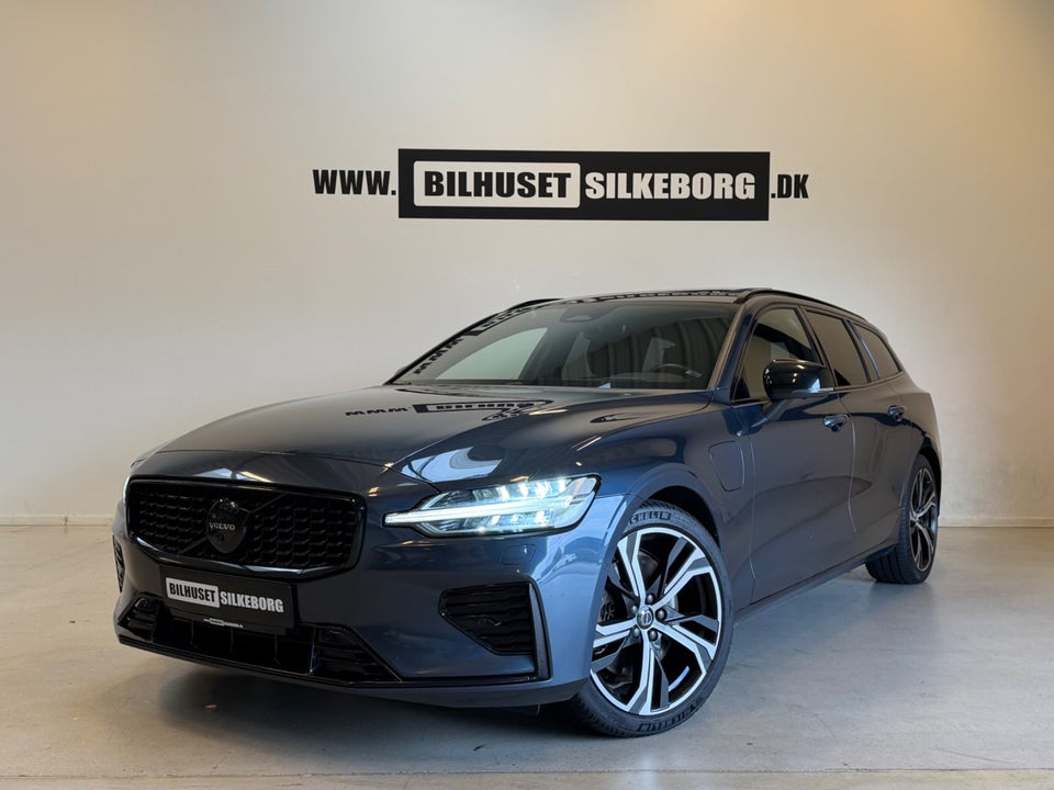 Volvo V60 2,0 T6 ReCharge Ultimate Dark aut. AWD 5d