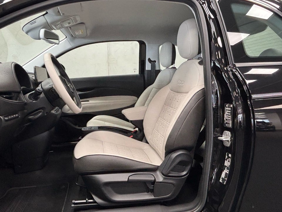 Fiat 500e 42 la Prima by Bocelli 3d