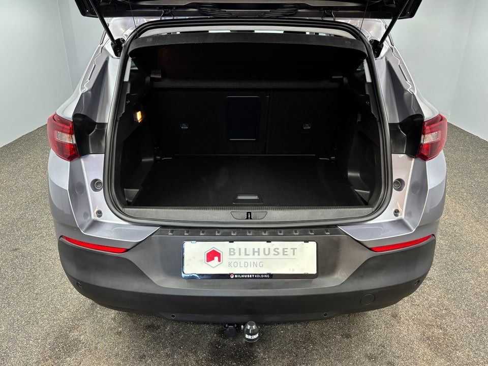 Opel Grandland X 1,2 T 130 Enjoy 5d