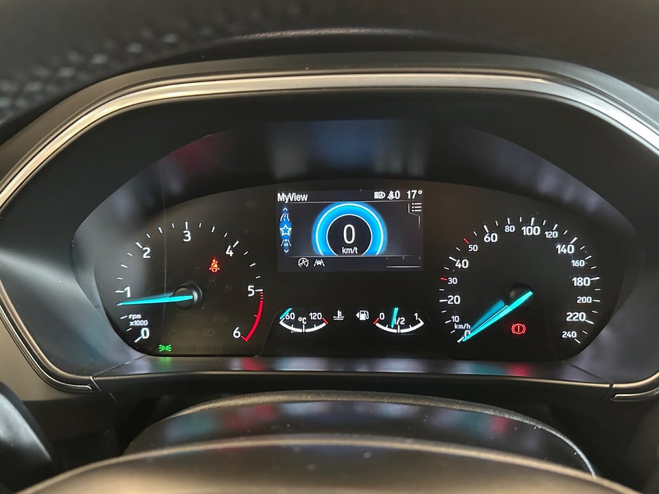 Ford Focus 1,5 EcoBlue Titanium 5d