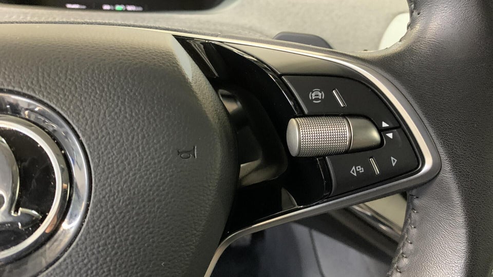 Skoda Enyaq 85 iV Premium 5d
