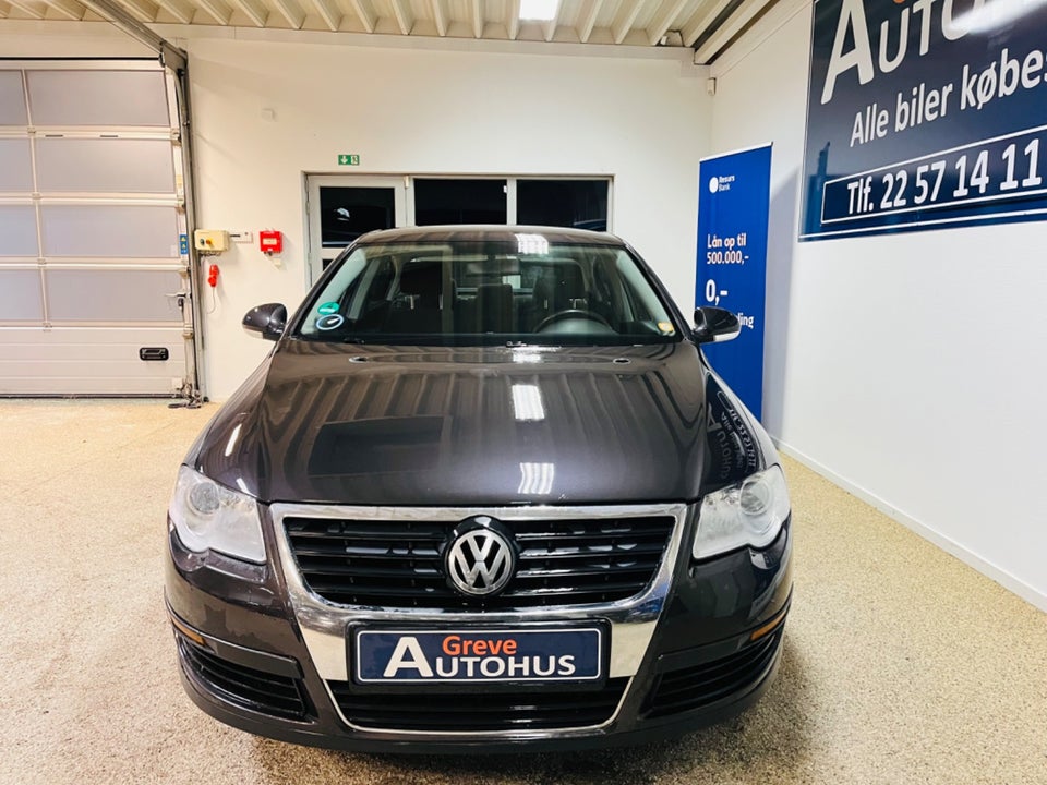 VW Passat 2,0 FSi Comfortline 4d