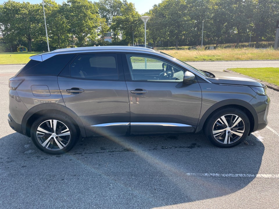 Peugeot 3008 1,6 Hybrid Allure Pack EAT8 5d