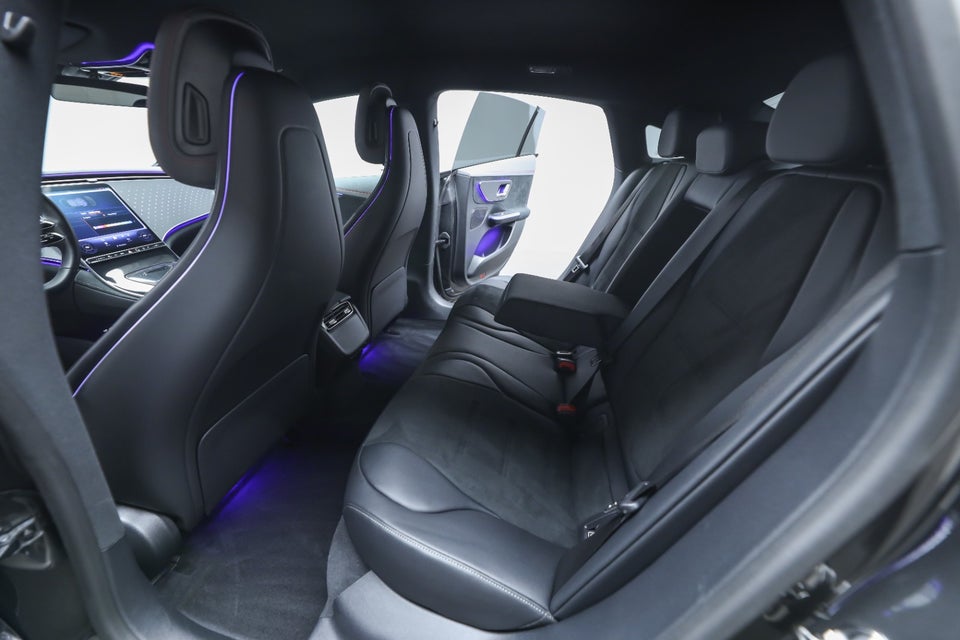 Mercedes EQE350 AMG Line 4d