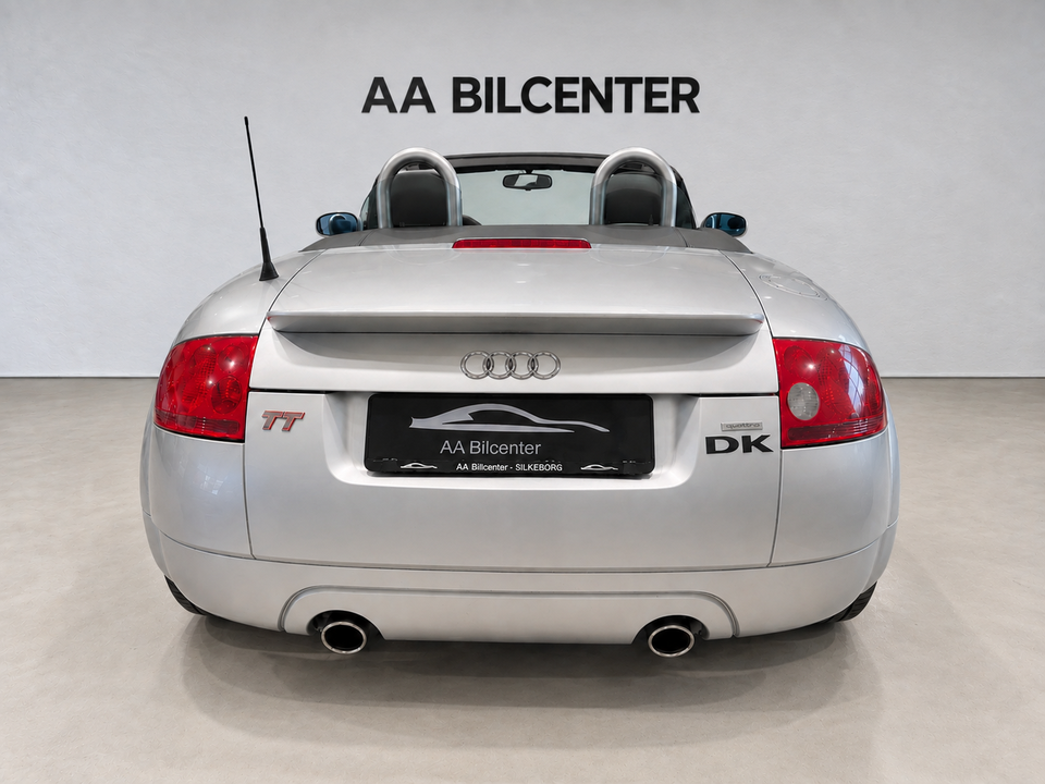 Audi TT 1,8 T 225 Roadster quattro 2d