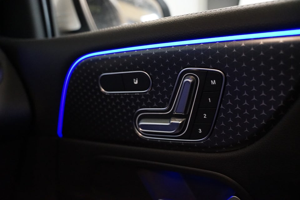 Mercedes EQB300 Progressive Advance Plus 4Matic 5d