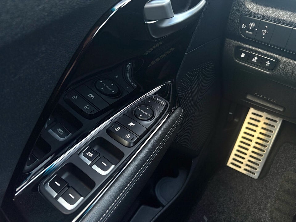 Kia Niro 1,6 PHEV Advance DCT 5d