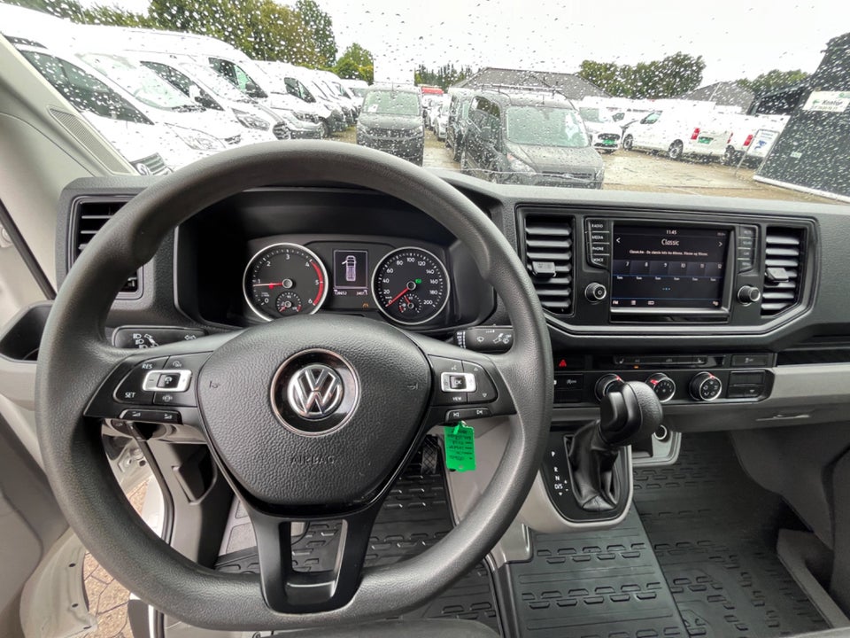 VW Crafter 35 2,0 TDi 177 Kassevogn L3H3 aut.