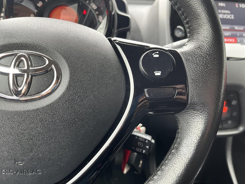 Toyota Aygo 1,0 VVT-i x-pression 5d