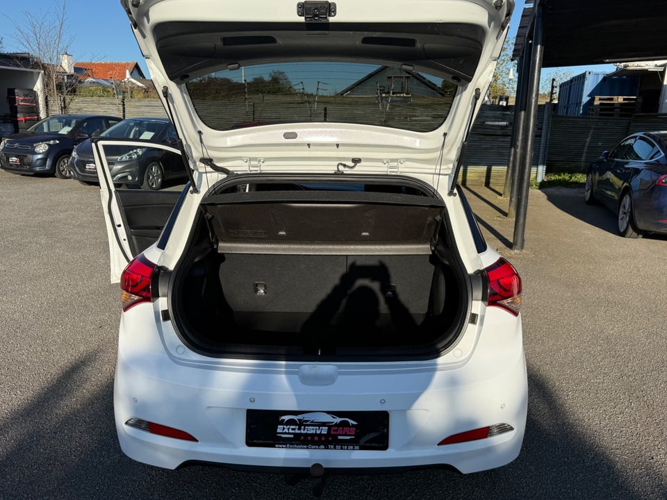 Hyundai i20 1,25 Vision+ 5d