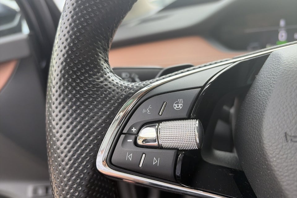 Skoda Enyaq 80 iV ecoSuite 5d