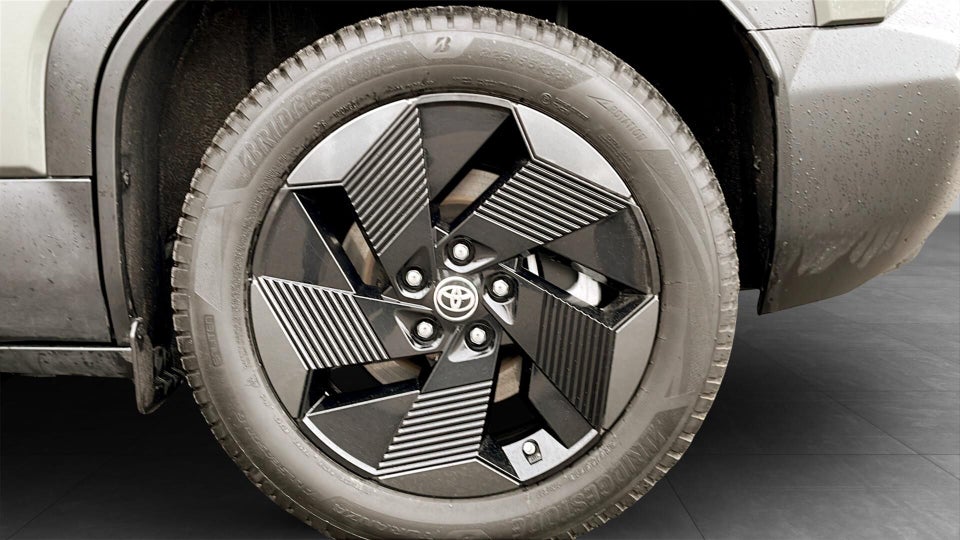 Toyota Urban Cruiser 61 Active 5d