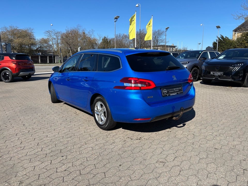 Peugeot 308 1,6 BlueHDi 120 Allure Sky SW EAT6 5d