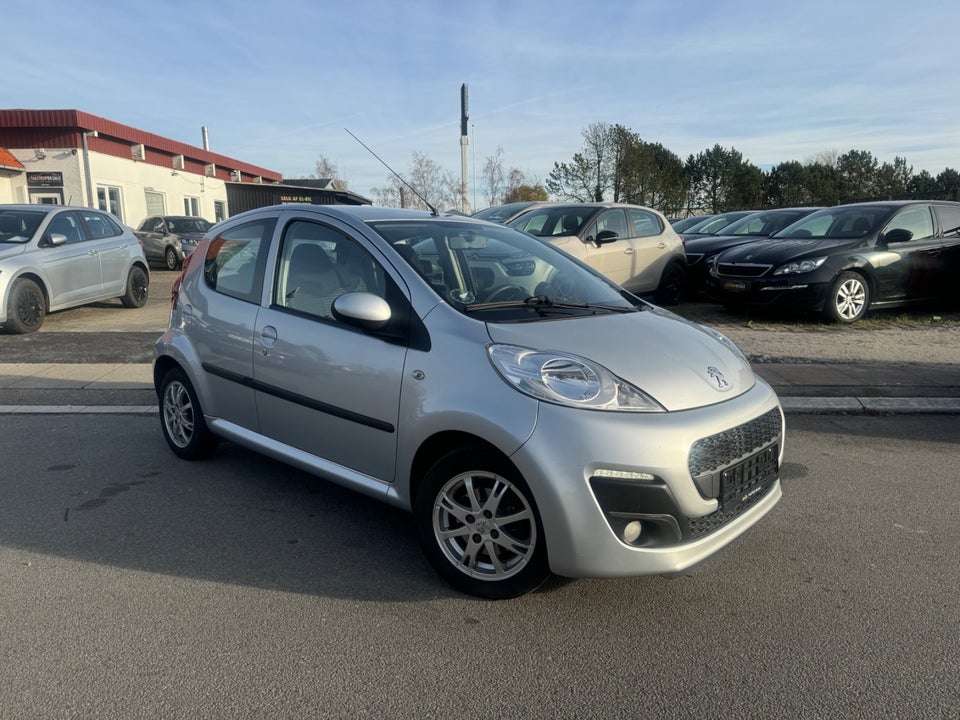 Peugeot 107 1,0 Air White 5d