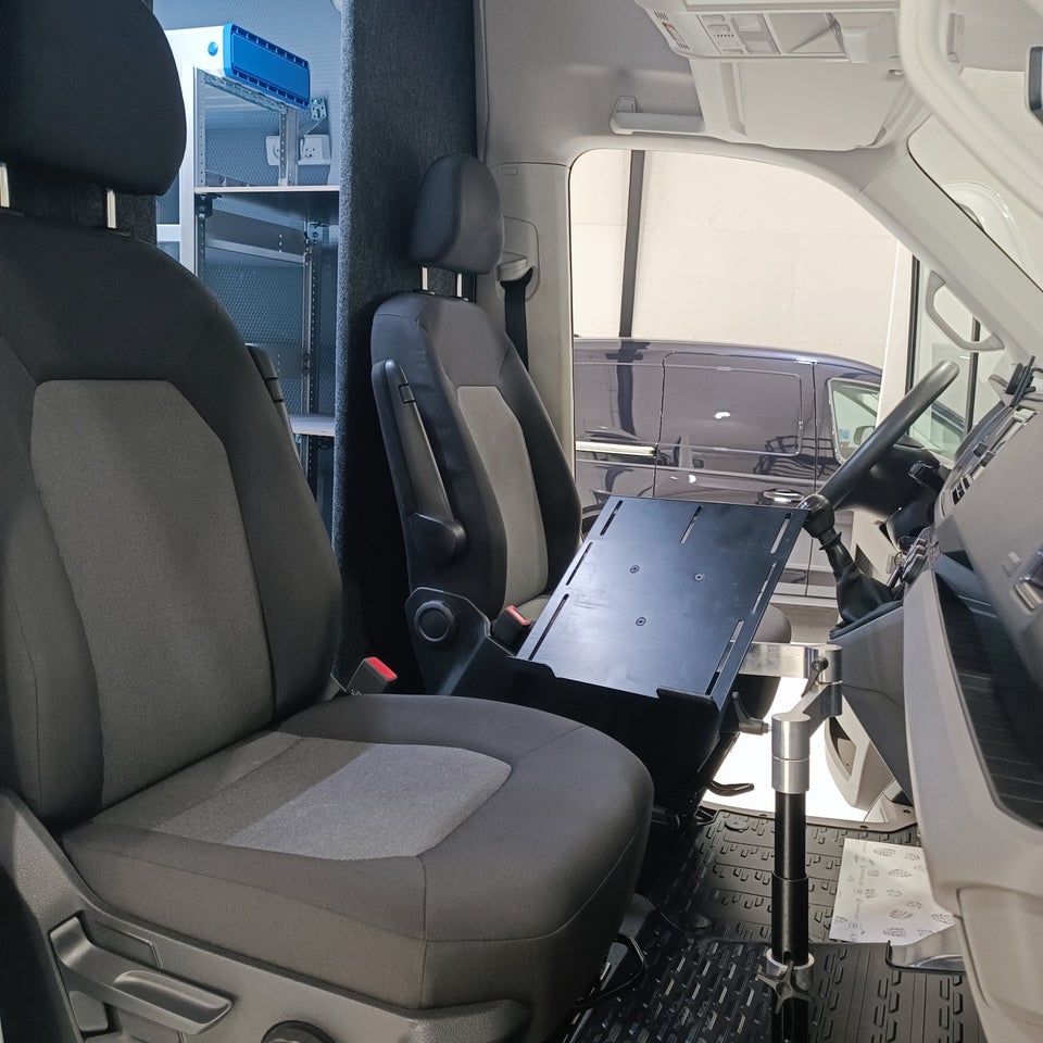 VW Crafter 35 2,0 TDi 140 Kassevogn L3H2