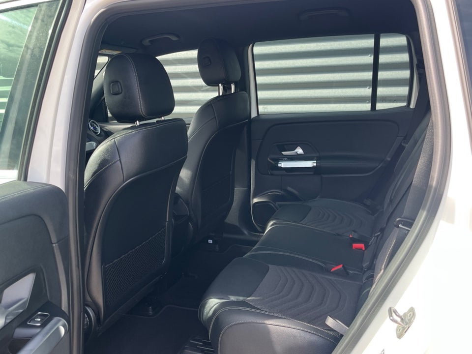 Mercedes EQB350 4Matic 5d