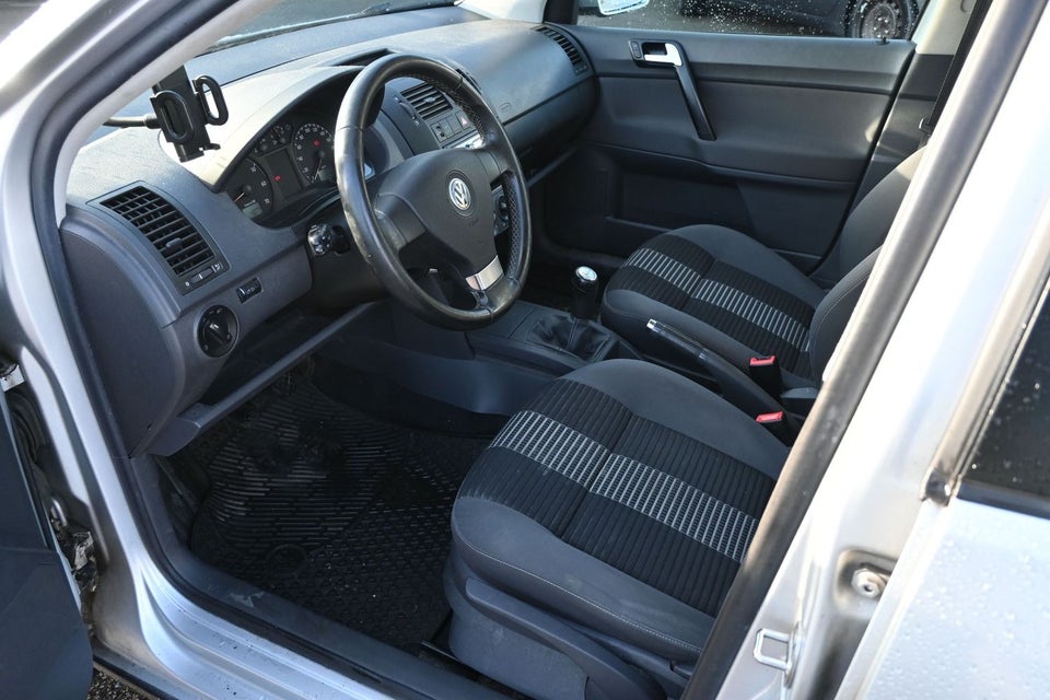 VW Polo 1,4 16V 5d