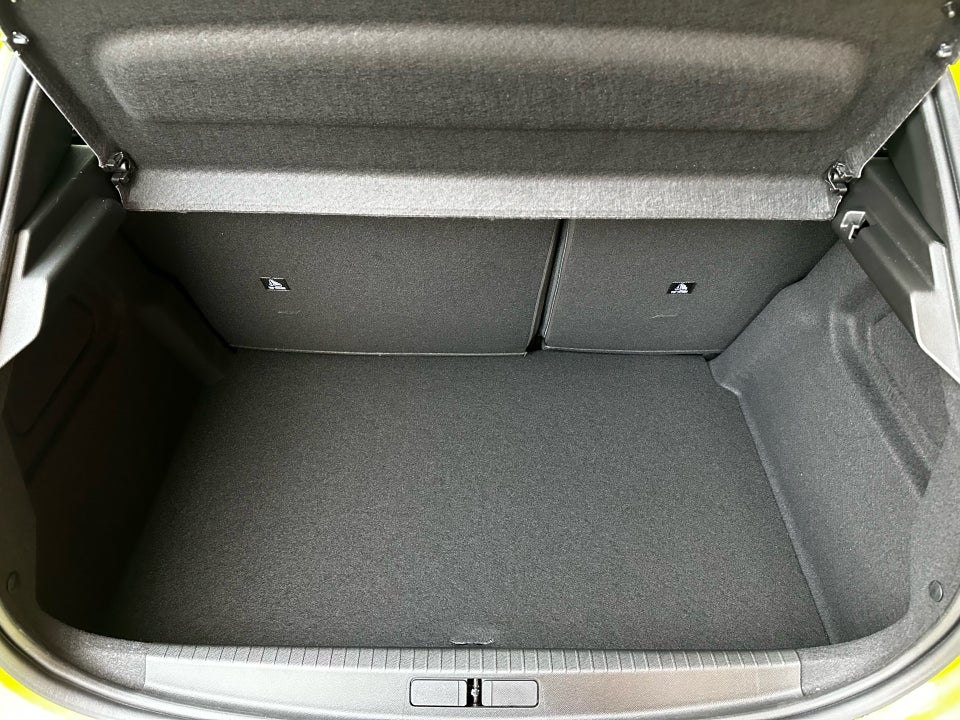 Peugeot 208 1,2 PureTech 100 Allure 5d