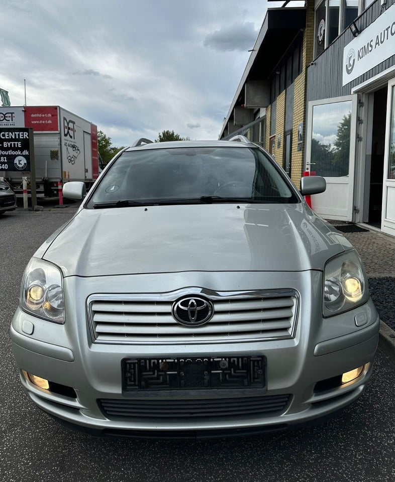 Toyota Avensis 2,0 Sol stc. aut. 5d