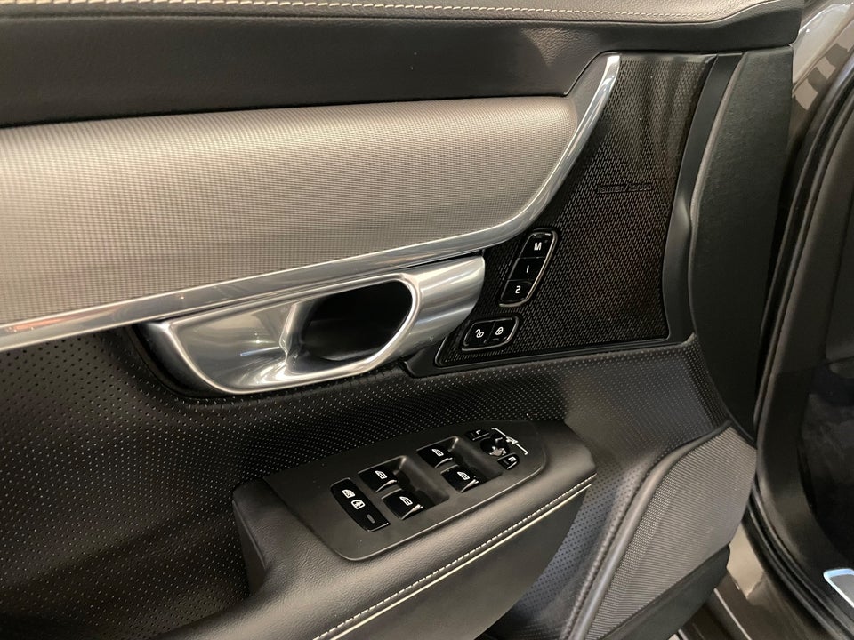 Volvo V90 2,0 T8 ReCharge R-Design aut. AWD 5d