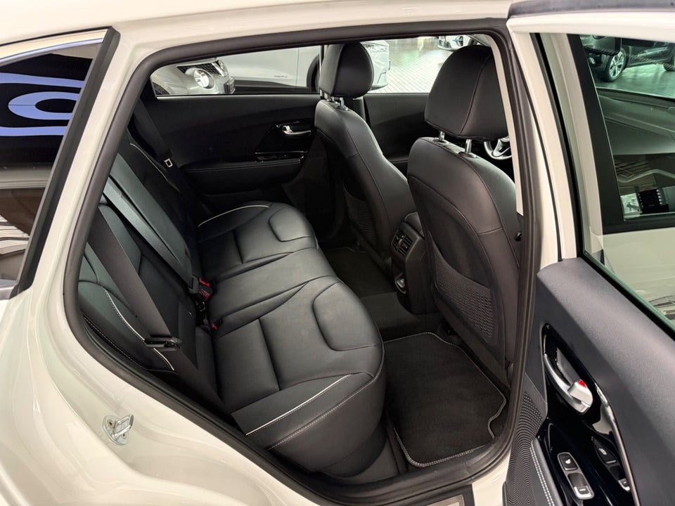 Kia e-Niro 64 Premium 5d