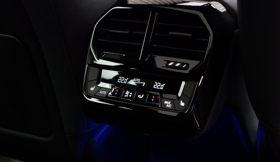 BMW iX xDrive40 Sport 5d