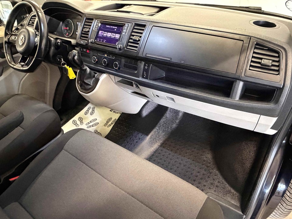 VW Transporter 2,0 TDi 150 Kassevogn DSG lang