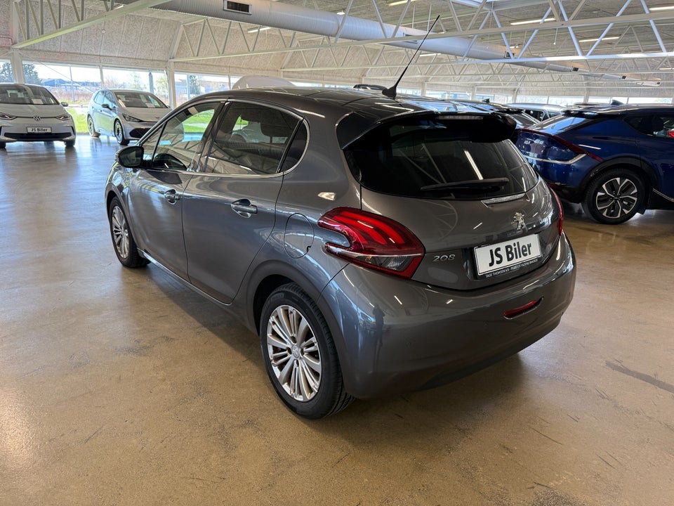 Peugeot 208 1,6 BlueHDi 100 Desire Sky 5d