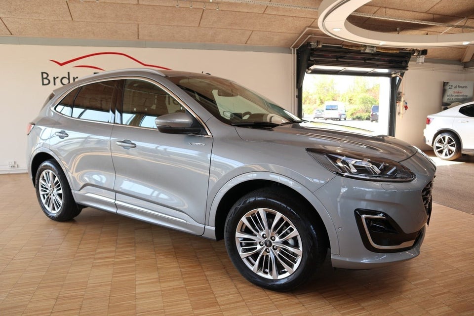 Ford Kuga 2,5 PHEV Vignale CVT 5d